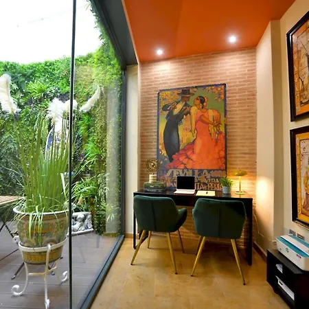 Classic And Luxury- 2bd 2bth- Sierpes Seville